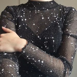 star pattern mock neck & black cami
